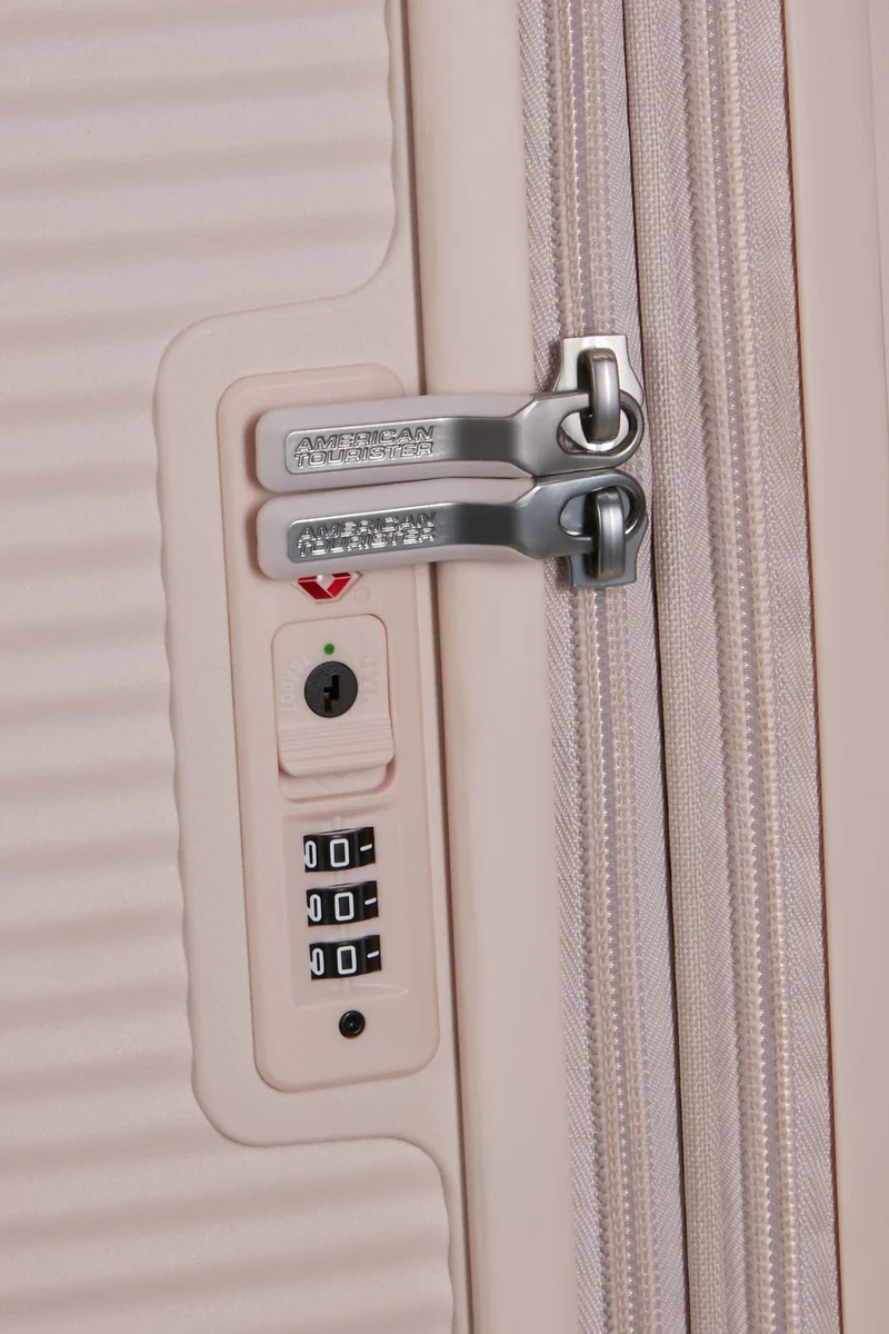 Soundbox de American Tourister Spinner Talla Mediana