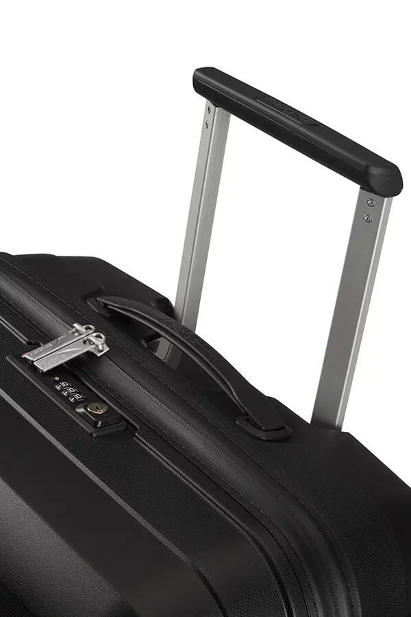 Airconic de American Tourister Spinner Talla Mediana