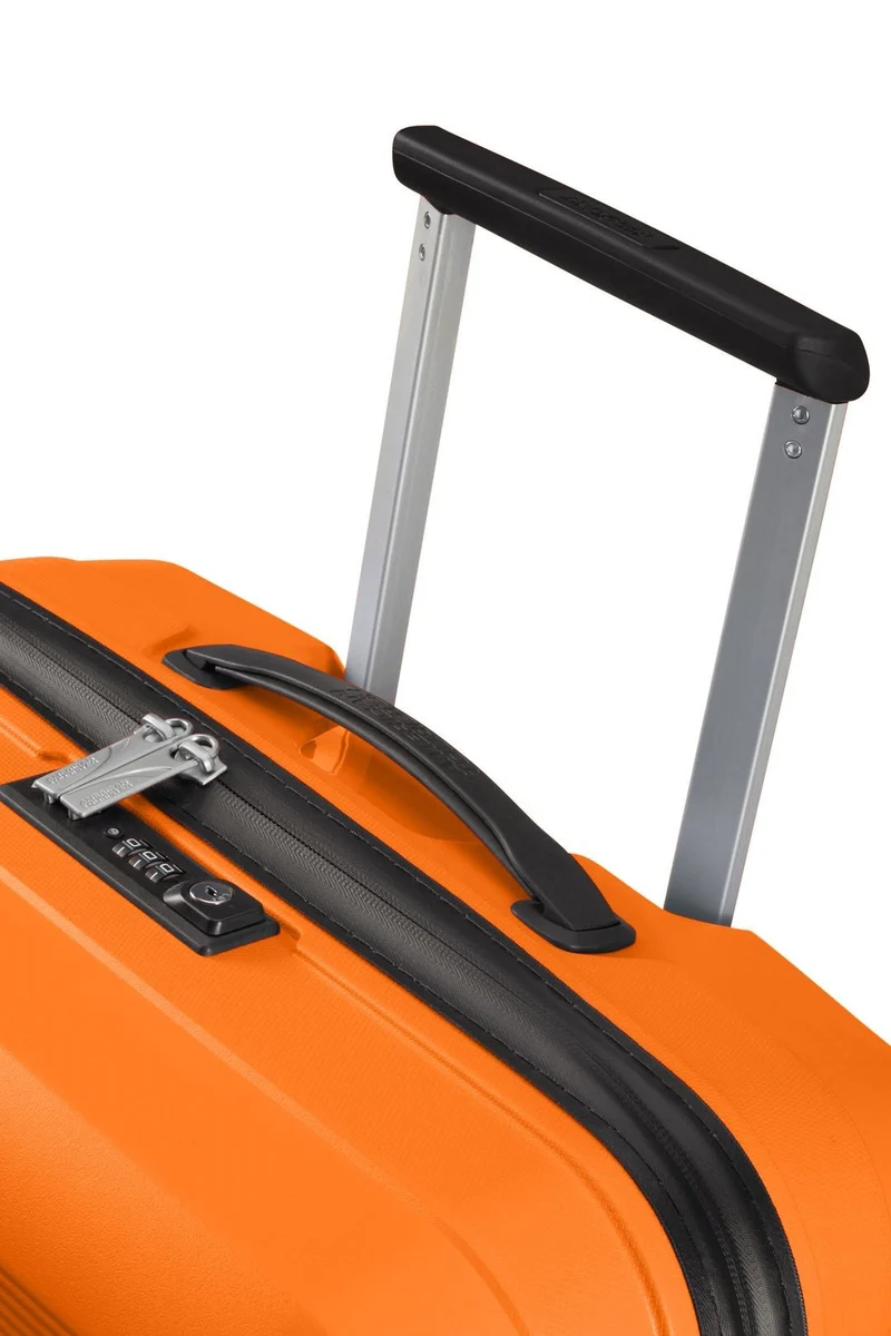 Airconic de American Tourister Spinner Talla Mediana
