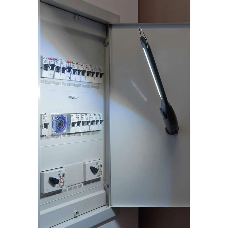 LED Akku Arbeitsleuchte mit Magnetfuß 5W, VE-24