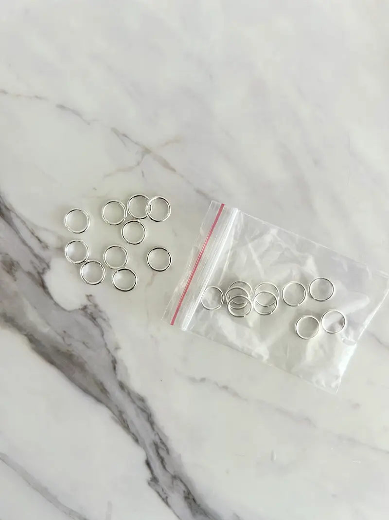 Argollas para caravanas / llavero plateados (10 unidades)