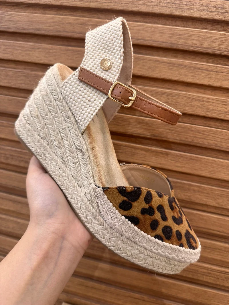 Cuña leopardo