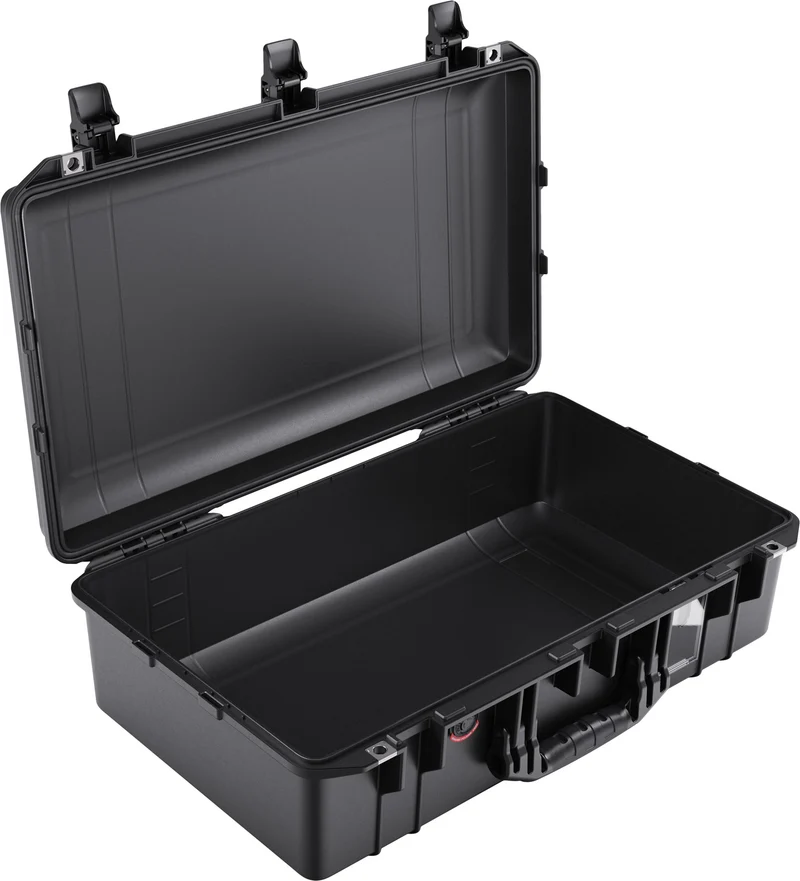 Light photographic suitcase Peli 1555 Air Case