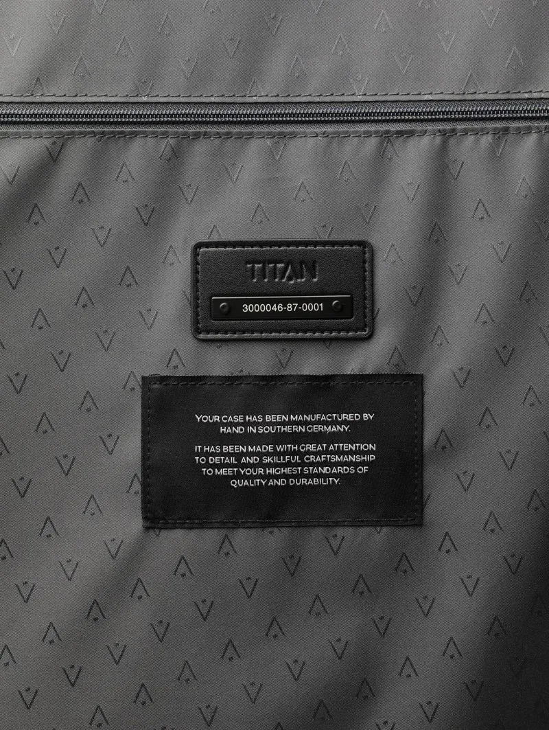 TITAN OVERSEAS MALETA DE CABINA SVT CON BOLSILLO DELANTERO PC