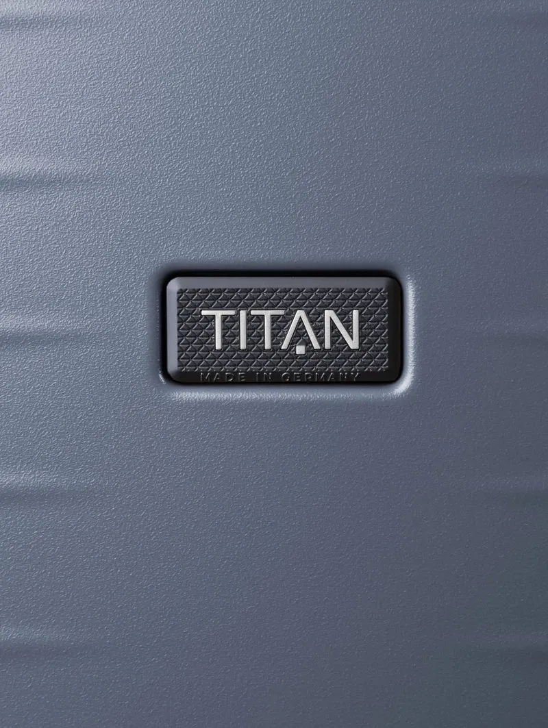 TITAN OVERSEAS MALETA DE CABINA SVT CON BOLSILLO DELANTERO PC