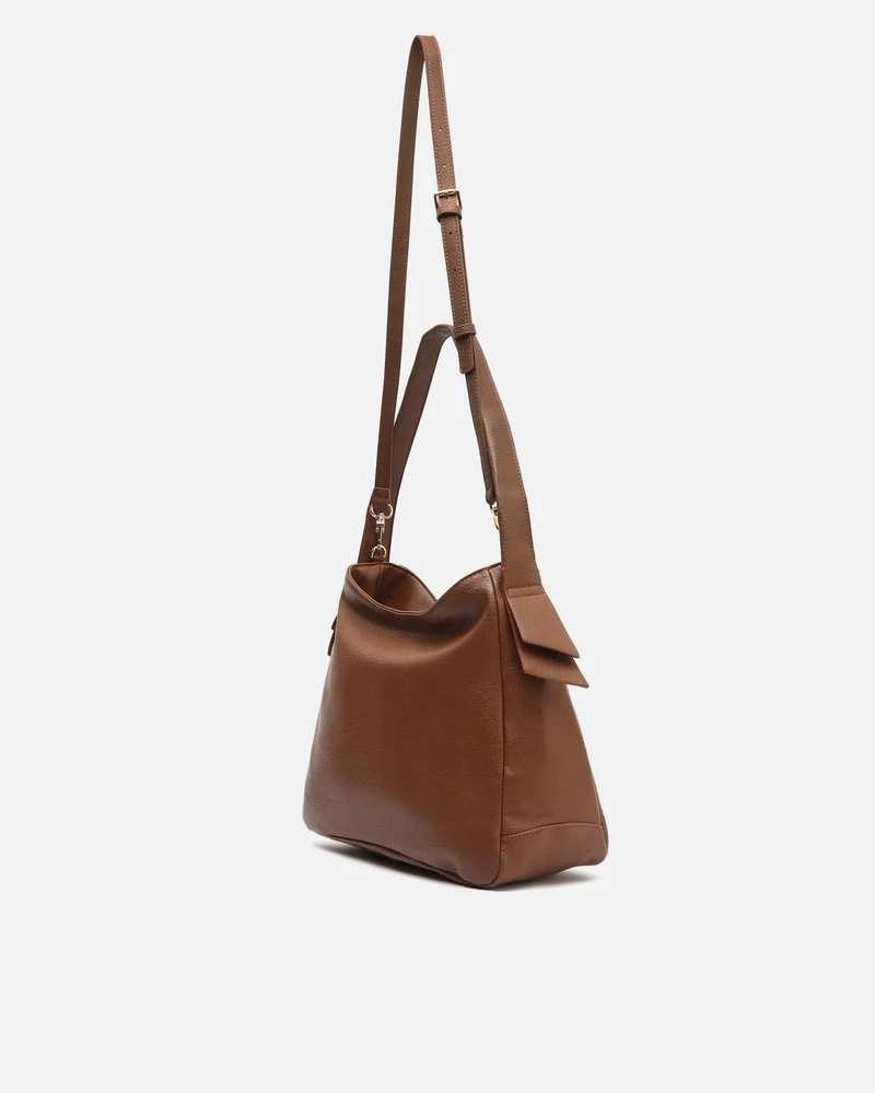 Kamui bolso hobo con asa bandolera extráible ED.