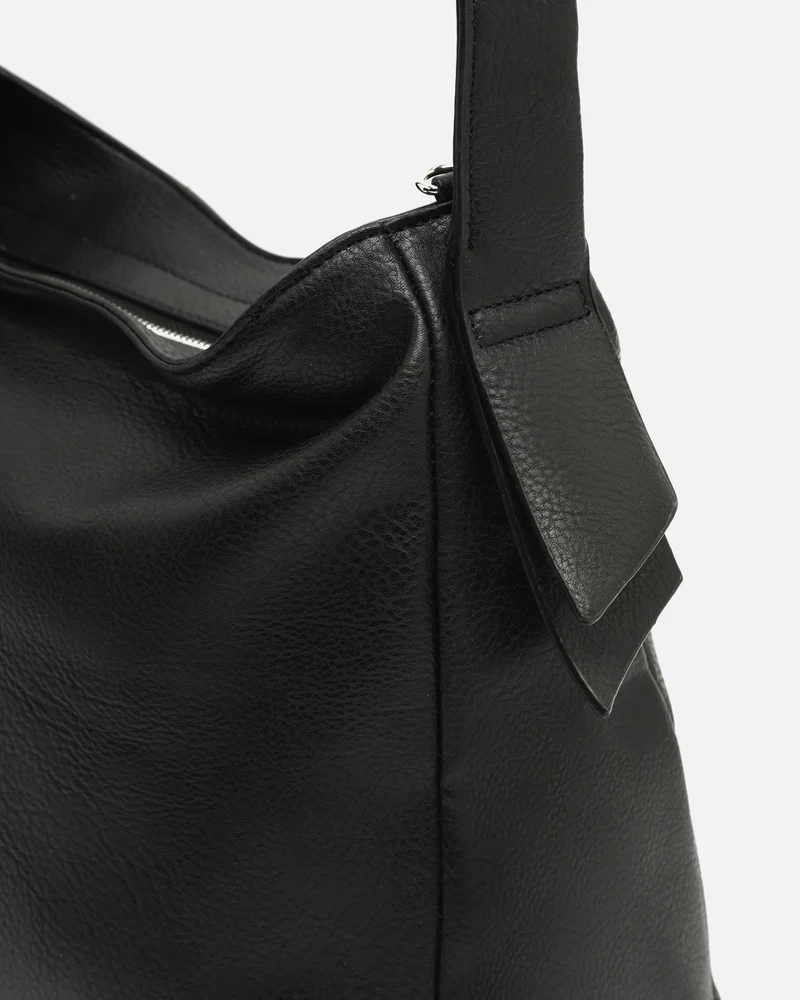 Kamui bolso hobo con asa bandolera extráible ED.
