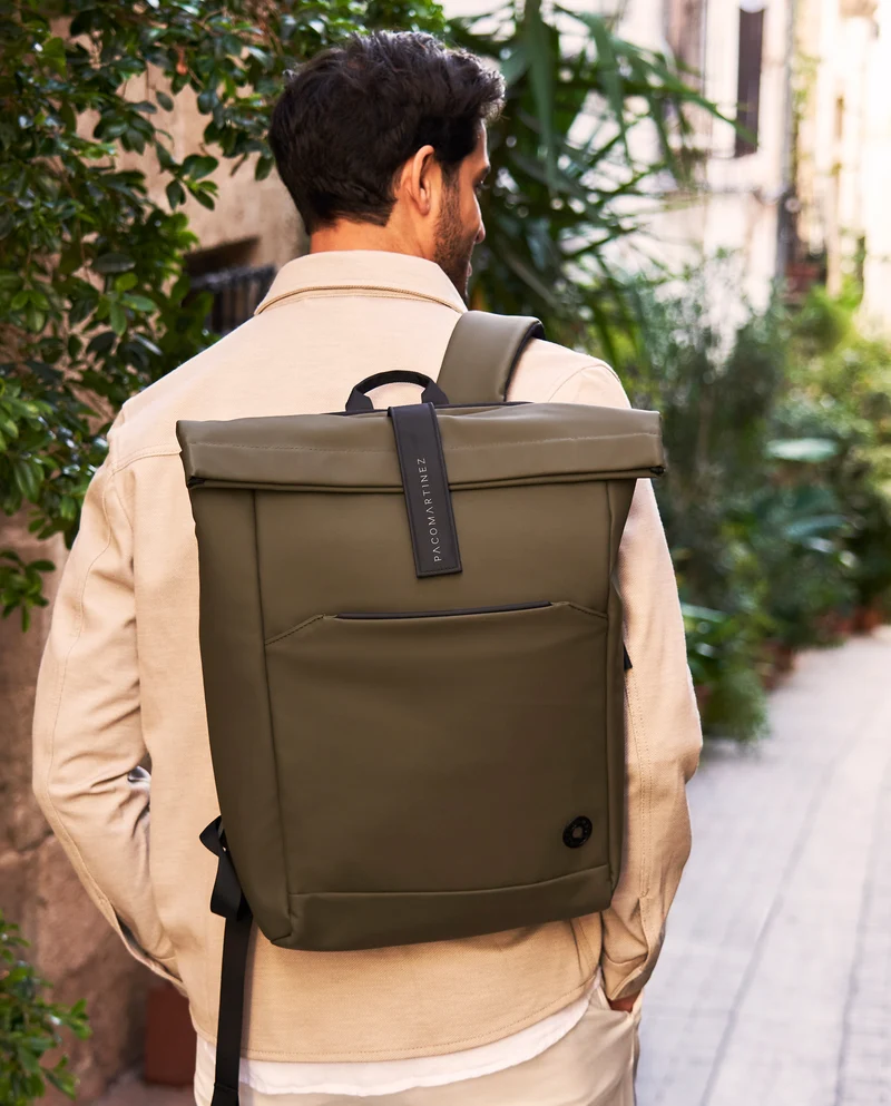MOCHILA GOMA