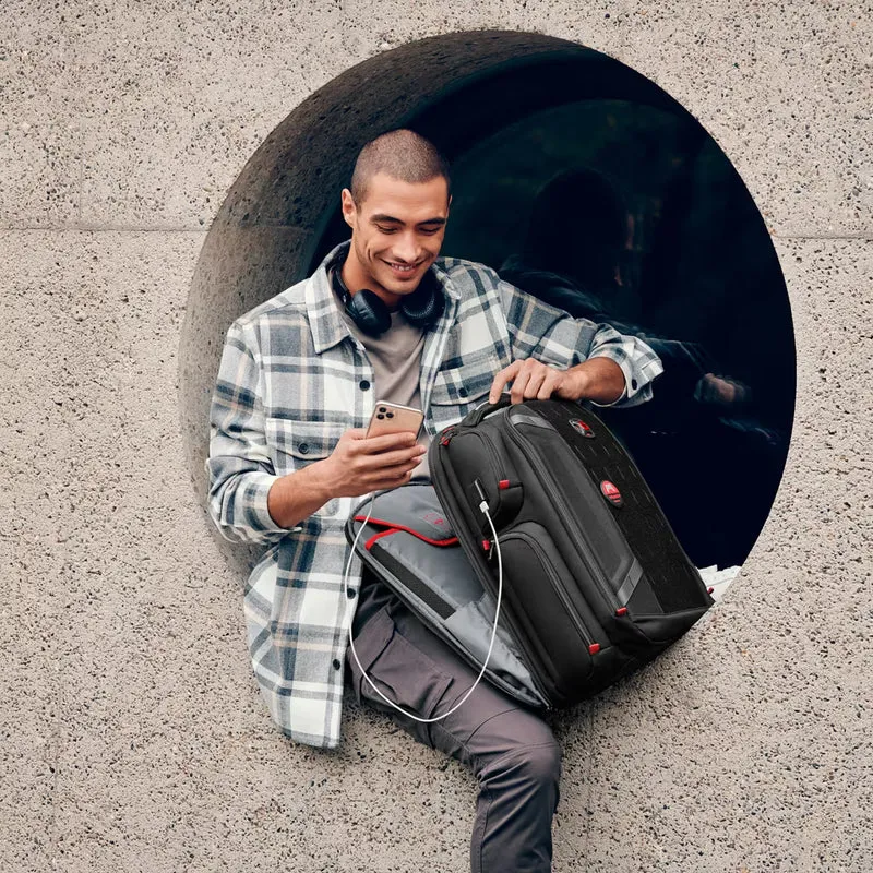 WENGER TECH PLAYERONE Mochila para laptop para videojuegos de 17.3" con bolsillo para tablet