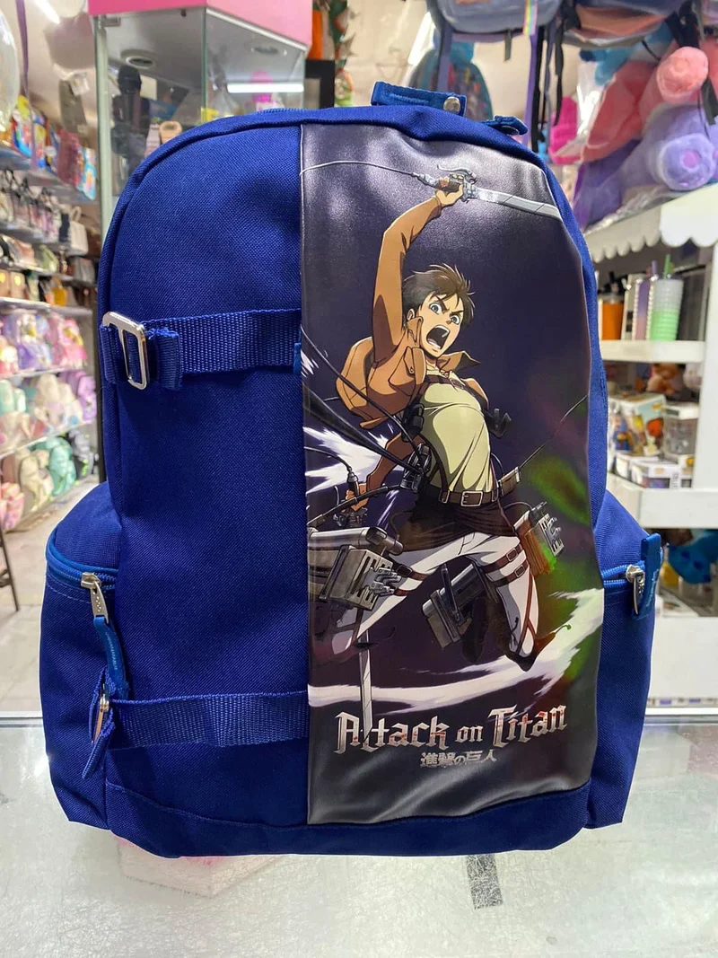 MOCHILA JUVENIL ATTACK ON TITAN LEVI CHENSON