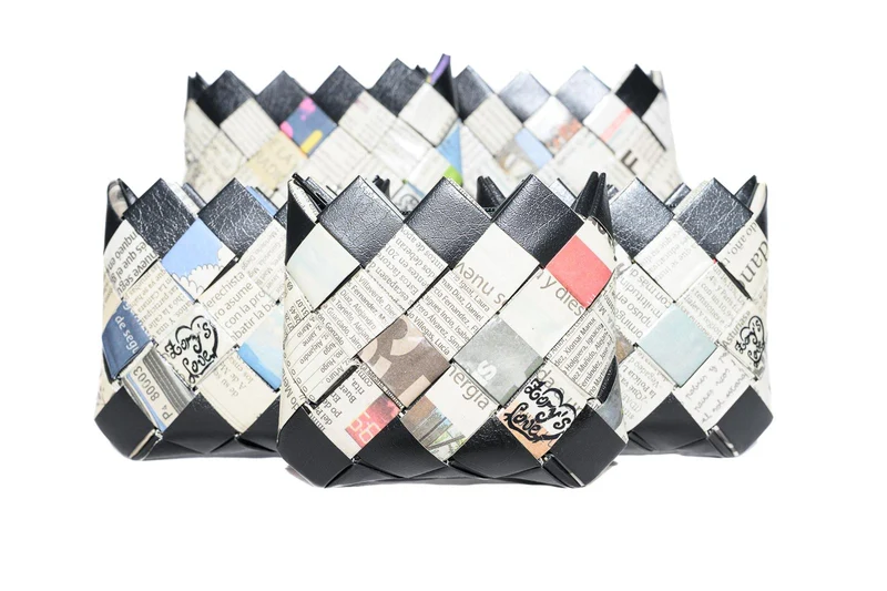 Carteras de Papel Reciclado de Periódico | Hechas a Mano | Sostenibles y Únicas