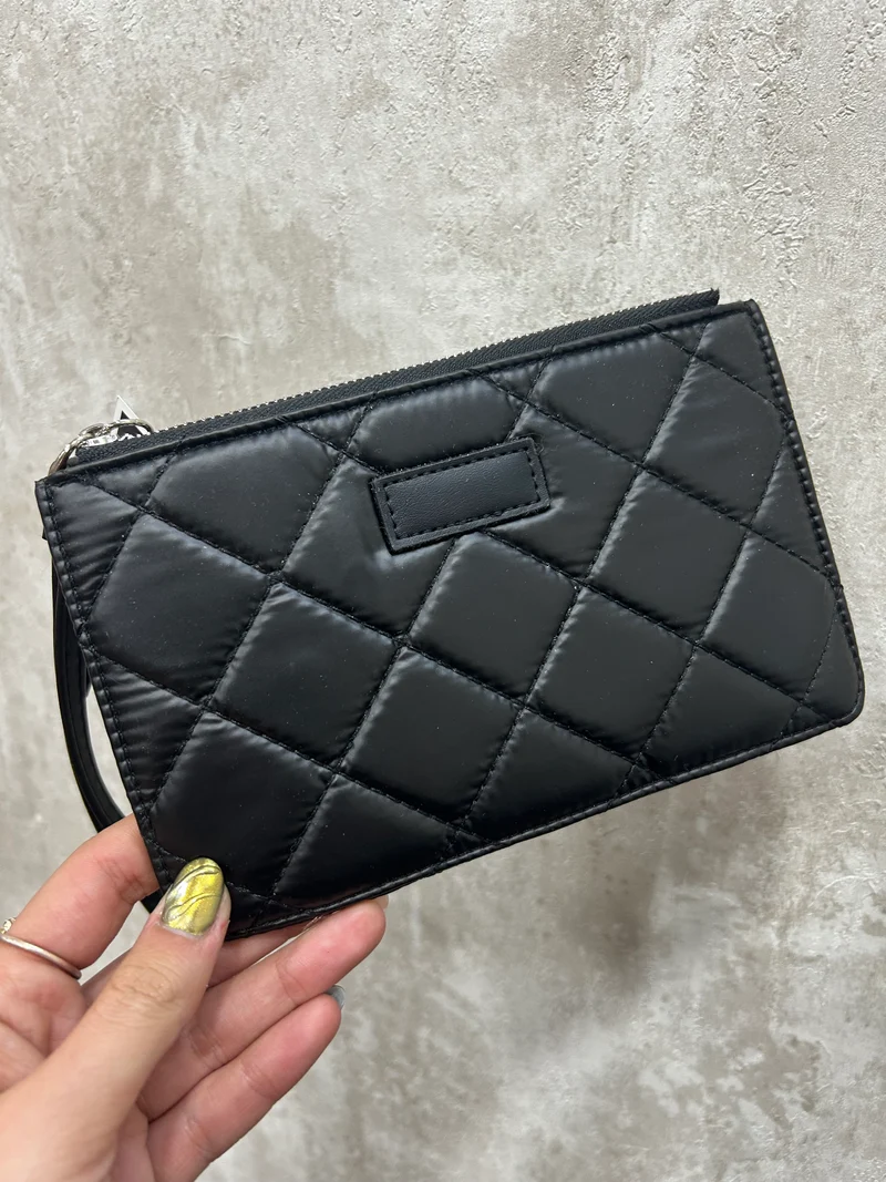Cartera negra