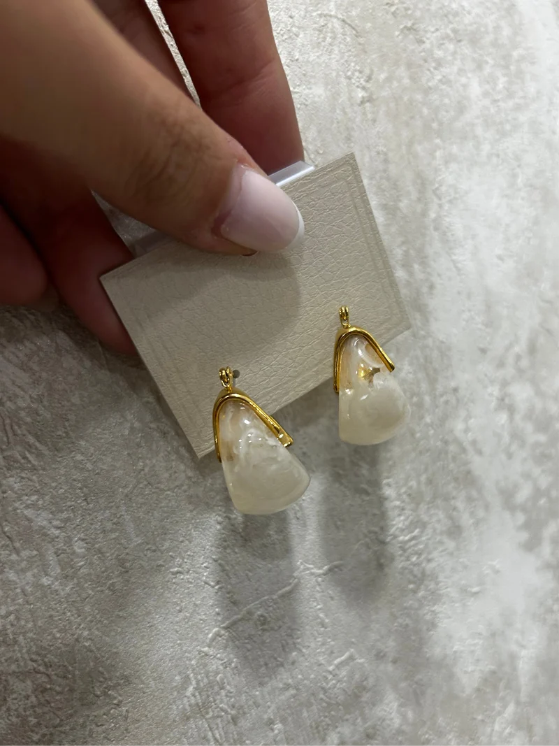 Pendientes acero arilla