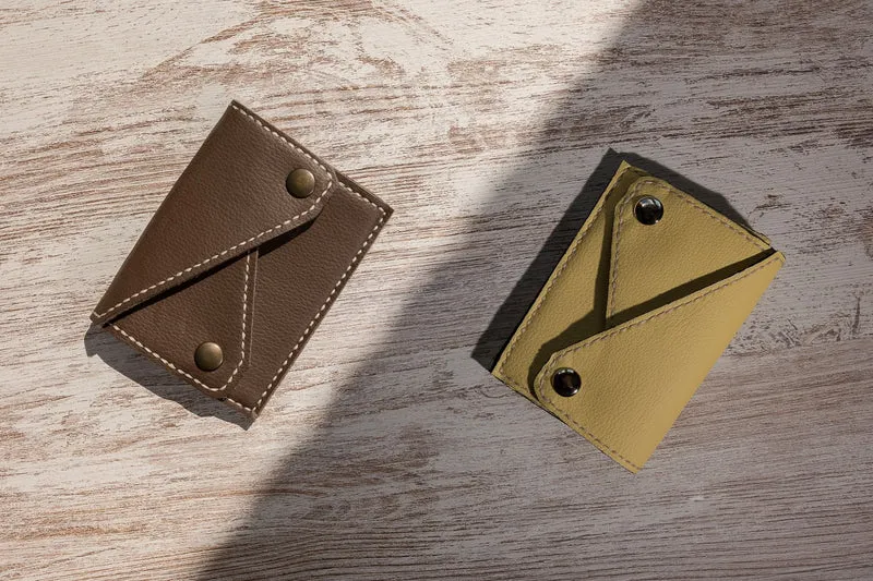 Cartera Vegana de Piña | Sostenible, Hecha a Mano en España | Estilo Minimalista