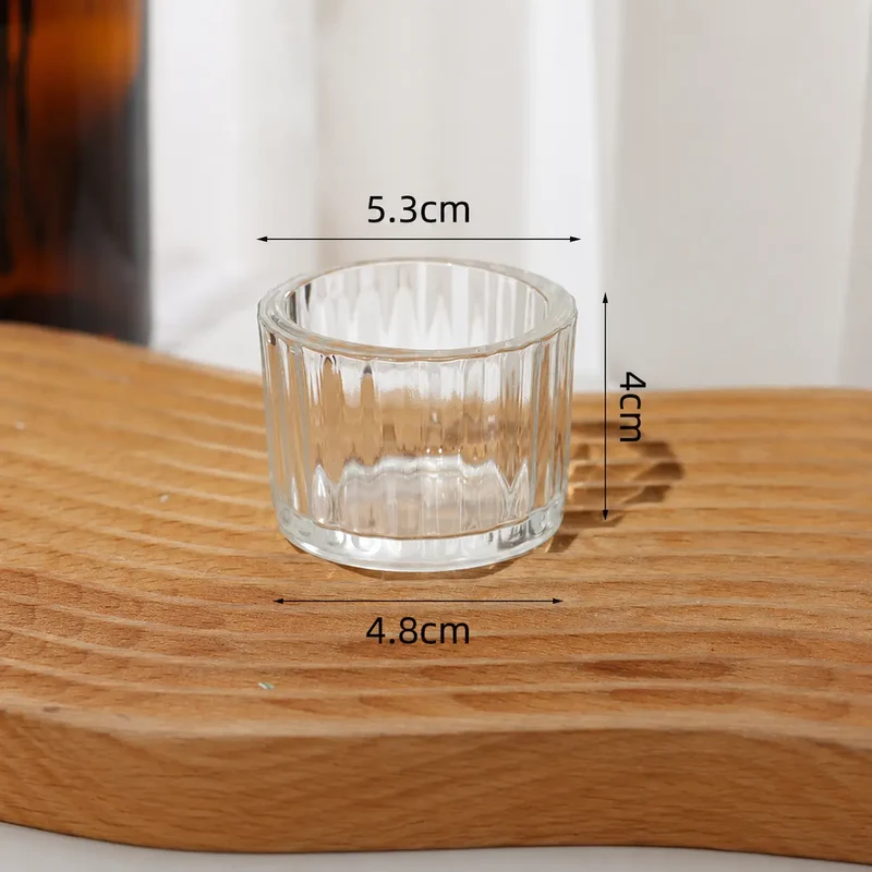 Frasco / vaso de vidrio ondulado para velas (50g de cera)