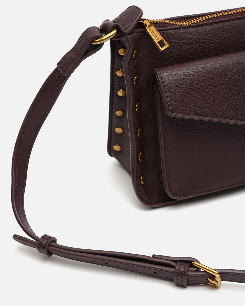 Breise bolso bandolera pequeño con detalles metálicos