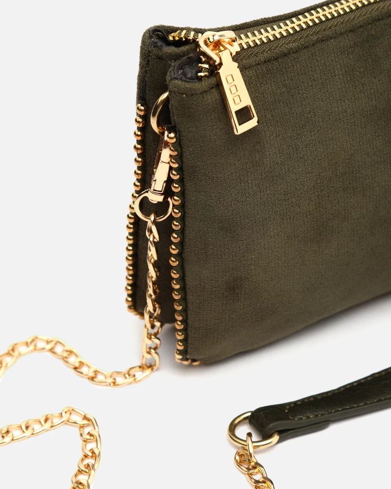 Boleo bolso bandolera efecto ante y con detalles metálicos
