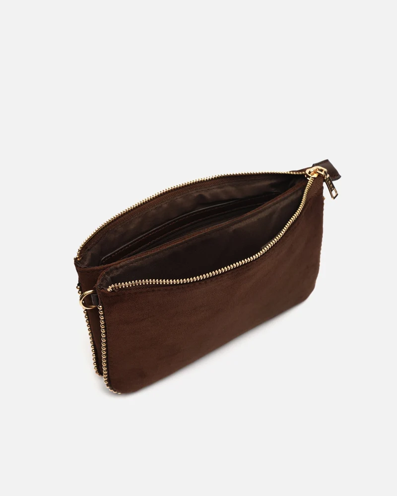 Boleo bolso bandolera efecto ante y con detalles metálicos