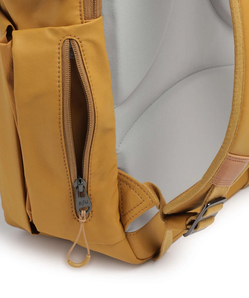 Aunts & Uncles Japan RE Tokachi Mochila roll-top honey