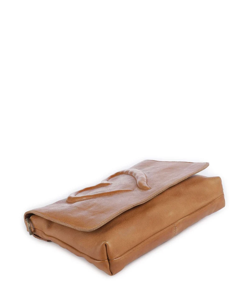 Taschendieb Wien Herzweg 3 Bandolera camel