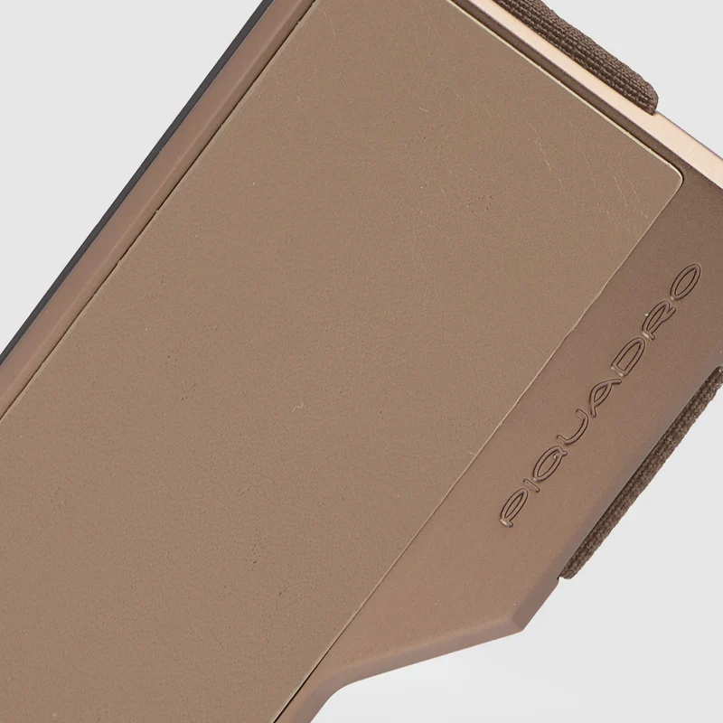Portacarte di credito MagSafe® con fascia elastica