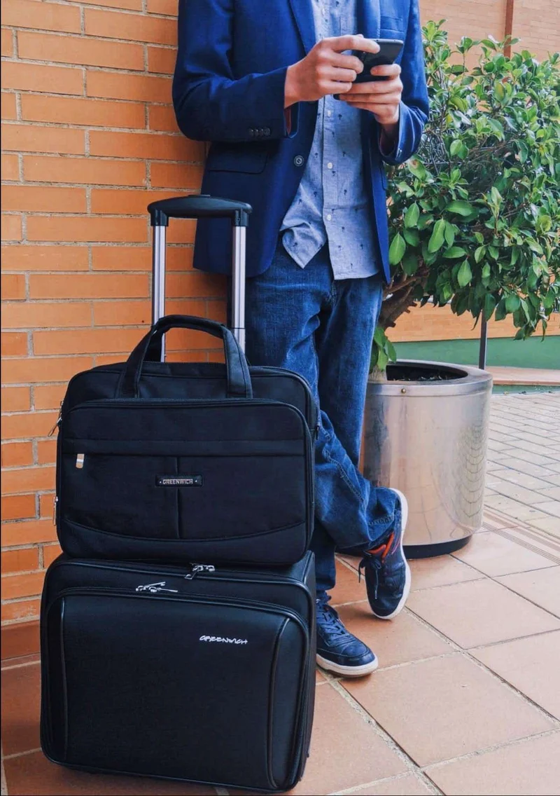 Maletín con ruedas